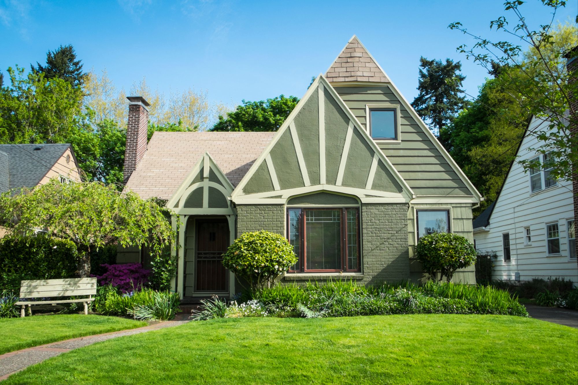 buying a house in Woodstock Portland Oregon