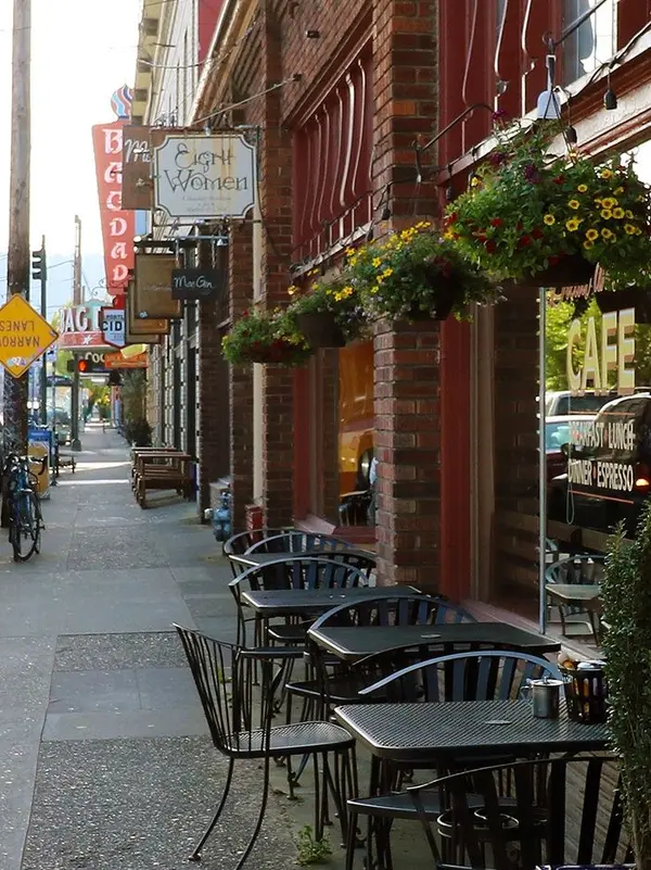 The Best of SE Portland: A Guide to the Hawthorne and Belmont Neighborhoods for New Residents,Kerrie