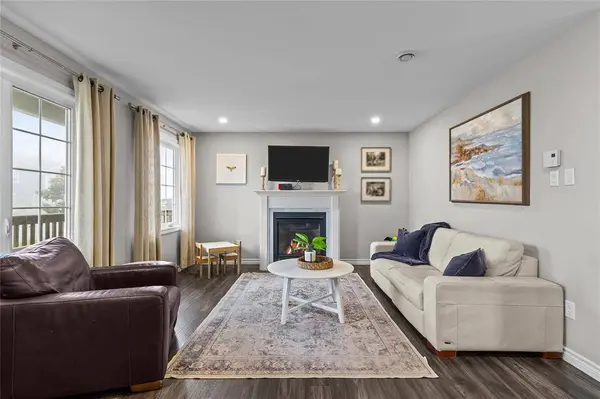 72 Maurice Putt Crescent, St John's, NL A1B 0S2