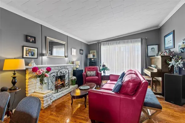 8 Wicklow Street, St Johns, NL A1B 2A7