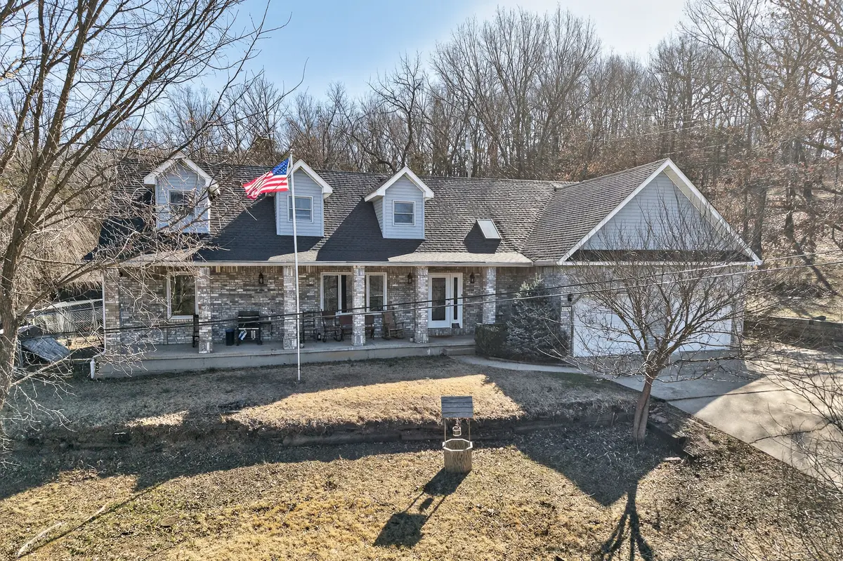 1105 Old Highway H, Waynesville, MO 65583-2370