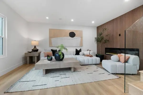 972 Sapphire Street, San Diego, CA 92109