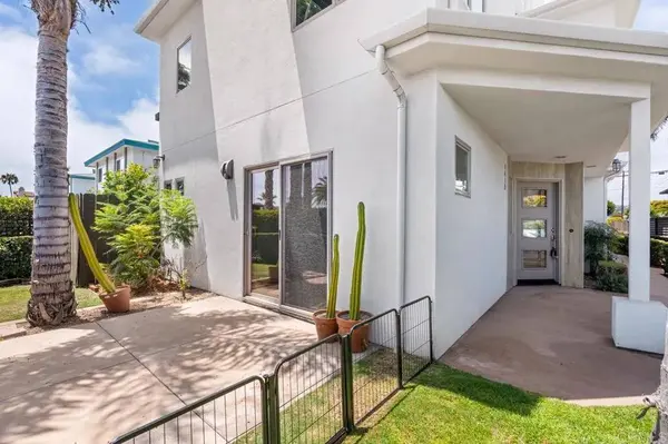 4410 Gresham, San Diego, CA 92109