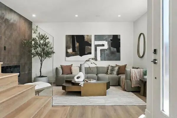 974 Sapphire Street, San Diego, CA 92109