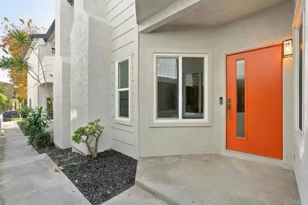 978 Sapphire Street