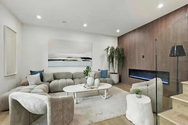 978 Sapphire Street, San Diego, CA 92109