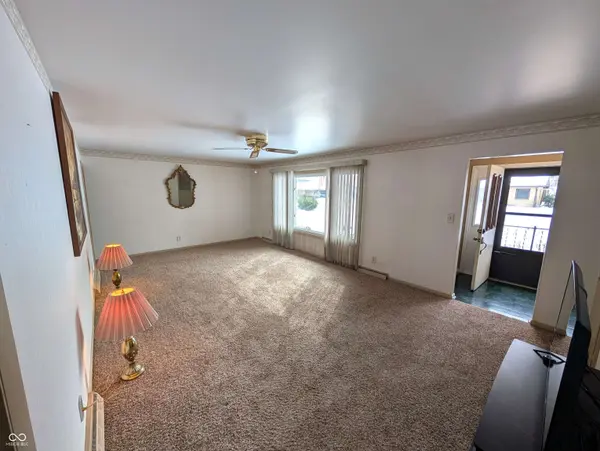 1604 27th ST, Columbus, IN 47201