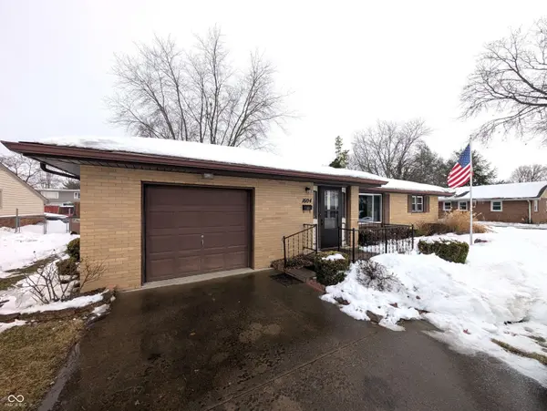 1604 27th ST, Columbus, IN 47201