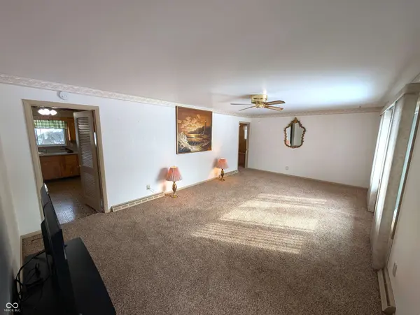 1604 27th ST, Columbus, IN 47201