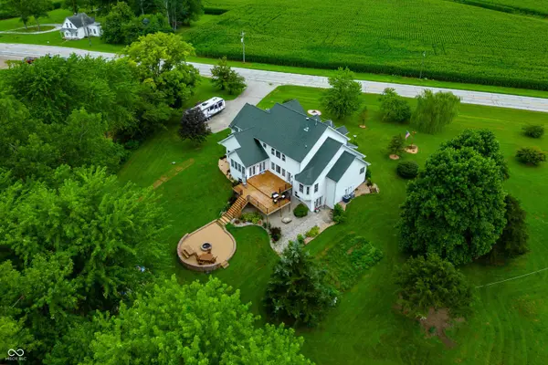 15411 N State Road 9, Hope, IN 47246