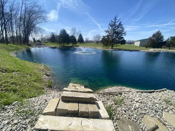 15411 N State Road 9, Hope, IN 47246