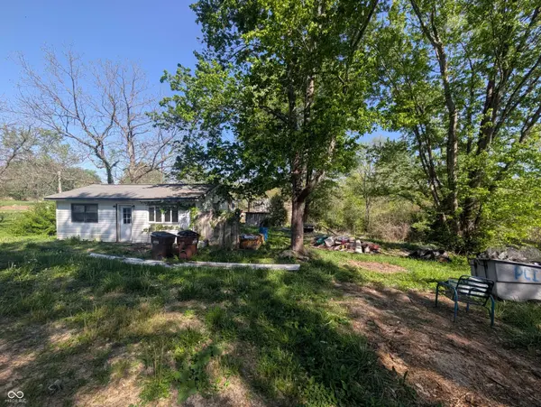 8467 Spearsville RD, Morgantown, IN 46160