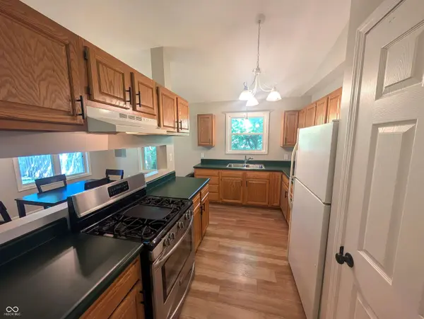 2016 Pennsylvania ST, Columbus, IN 47201