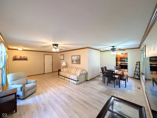 5011 Countess DR, Columbus, IN 47203