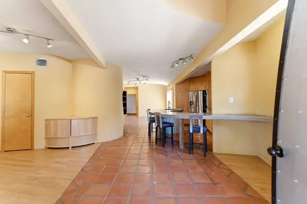 420 Aliso DR NE, Albuquerque, NM 87108
