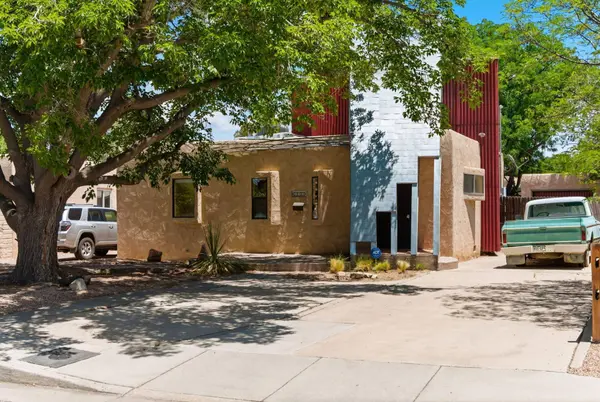 420 Aliso DR NE, Albuquerque, NM 87108