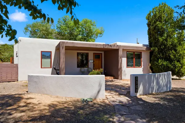 1108 Bryn Mawr DR NE, Albuquerque, NM 87106