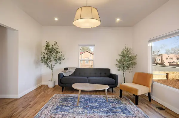 1325 8th ST NW, Albuquerque, NM 87102