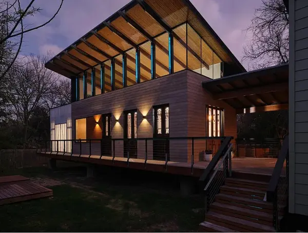 The Vision for 5607 Jim Hogg Avenue: Two Structures, Singular Vision, One Home,Christi Davidson