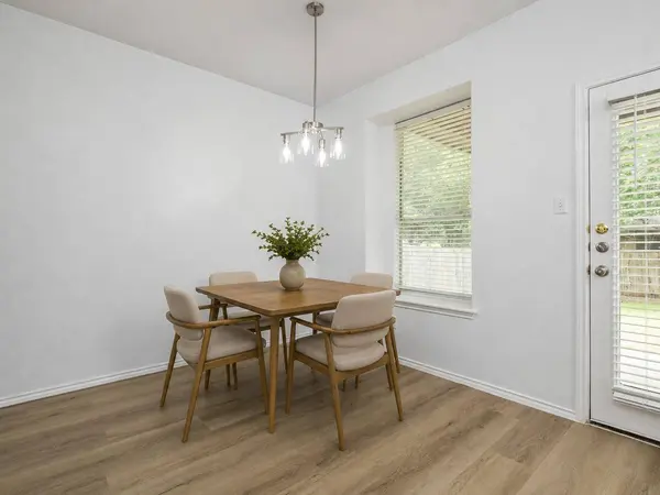 11816 Dave Silk DR, Austin, TX 78748