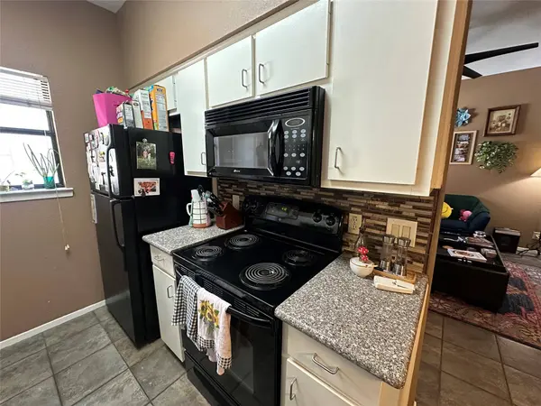 106 E 30th ST #203, Austin, TX 78705