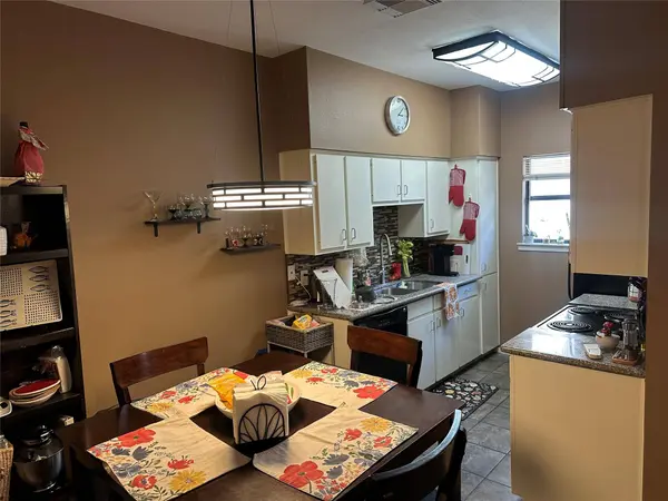 106 E 30th ST #203, Austin, TX 78705