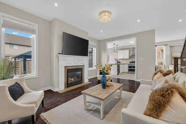 100 Garinger CRES, Hamilton, ON L0R 1C0