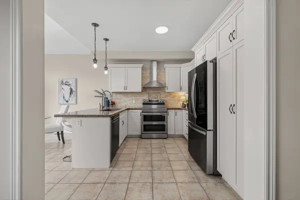 100 Garinger CRES, Hamilton, ON L0R 1C0