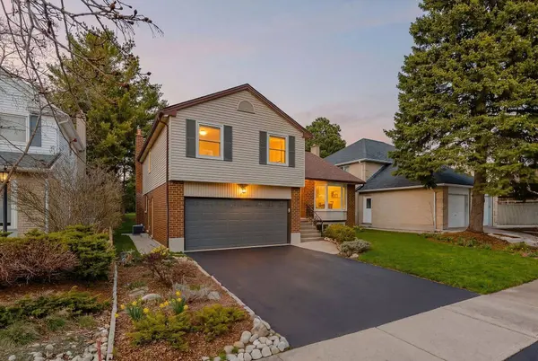 312 Faraday CT, Waterloo, ON N2L 6A6