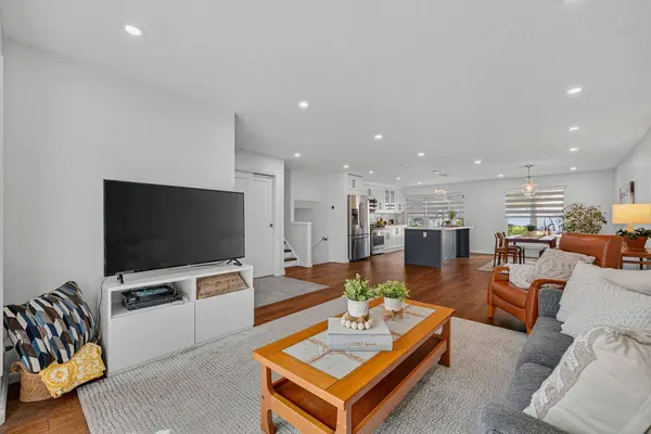 312 Faraday CT, Waterloo, ON N2L 6A6