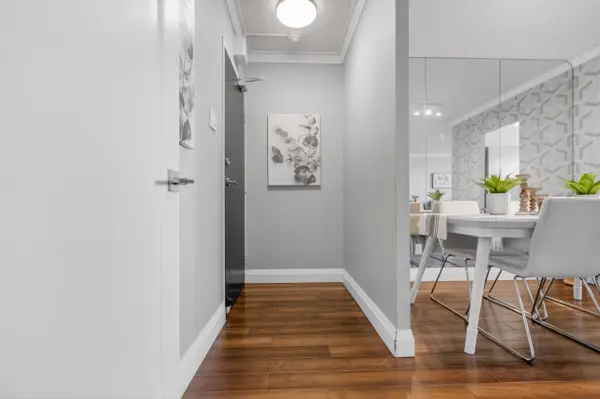 81 Church ST #1408, Kitchener, ON N2G 4M1