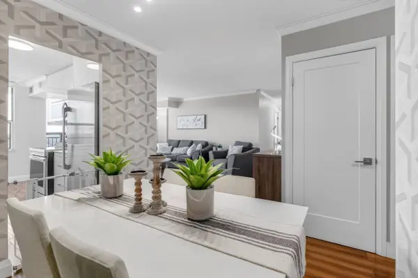 81 Church ST #1408, Kitchener, ON N2G 4M1