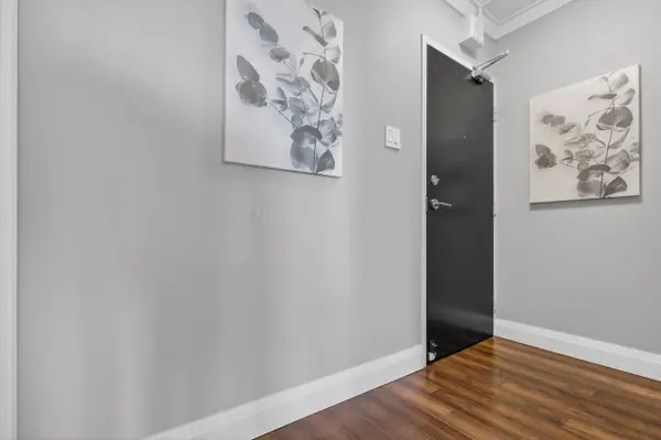 81 Church ST #1408, Kitchener, ON N2G 4M1