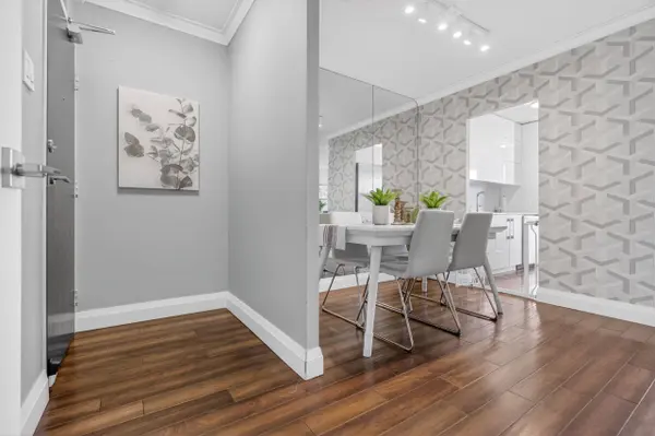 81 Church ST #1408, Kitchener, ON N2G 4M1