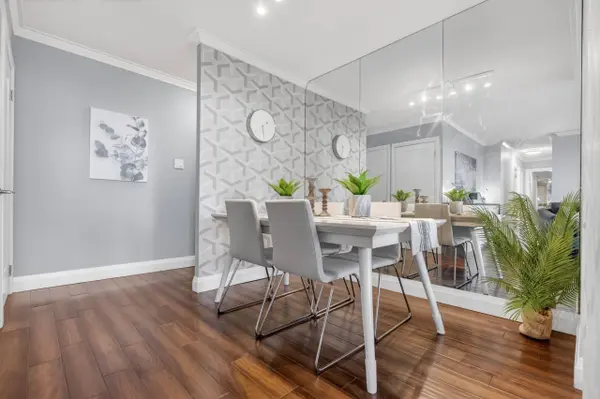81 Church ST #1408, Kitchener, ON N2G 4M1