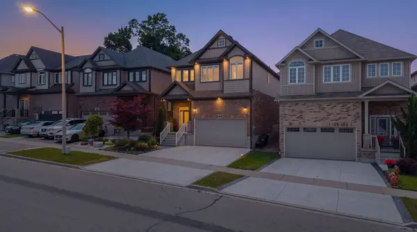 522 Woodbine AVE, Kitchener, ON N2R 1Y9