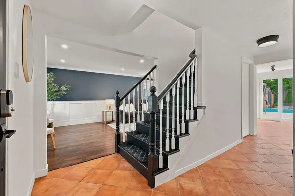 22 Driftwood DR, Kitchener, ON N2N 3A2