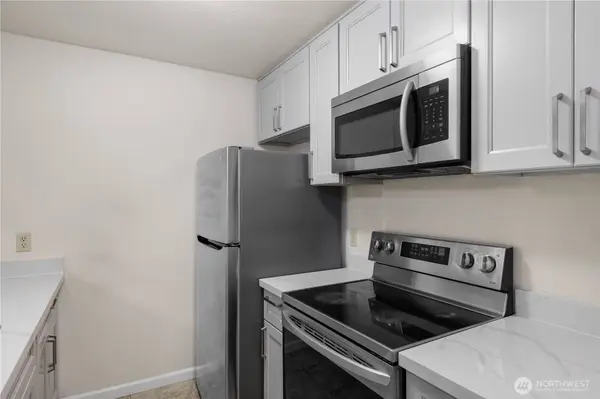 4426 147th Place NE #A-10, Bellevue, WA 98007