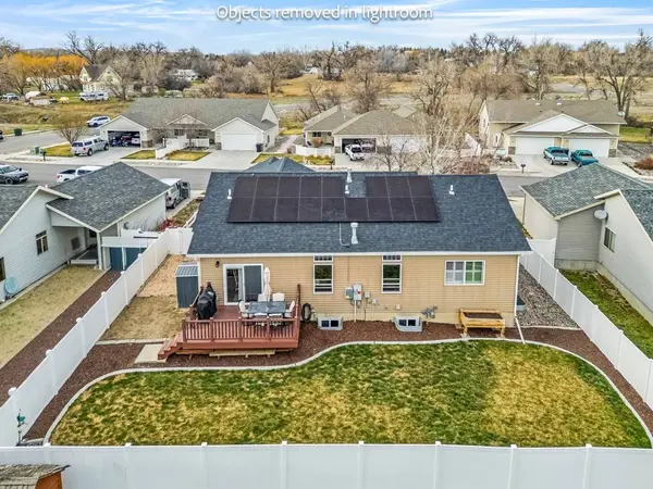 406 Roundhouse DR, Laurel, MT 59044