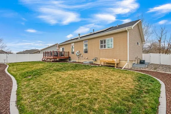 406 Roundhouse DR, Laurel, MT 59044