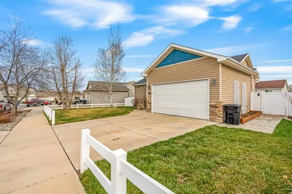 406 Roundhouse DR, Laurel, MT 59044