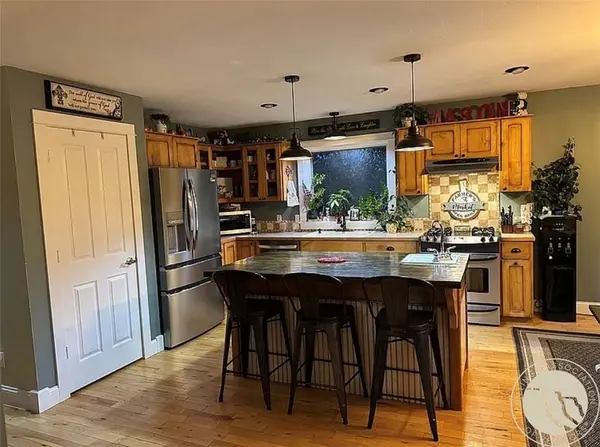 7543 Us Highway 212, Roberts, MT 59070