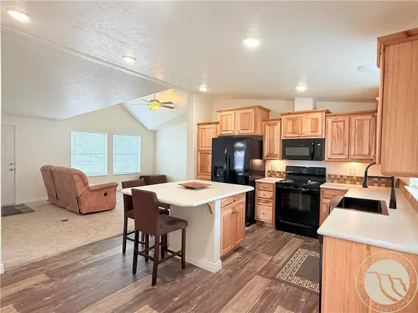 101 S 2nd ST, Roberts, MT 59070