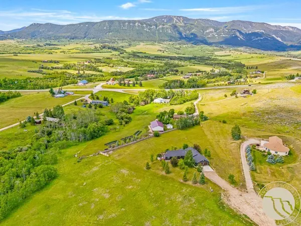 27 Beavertail RD, Red Lodge, MT 59068