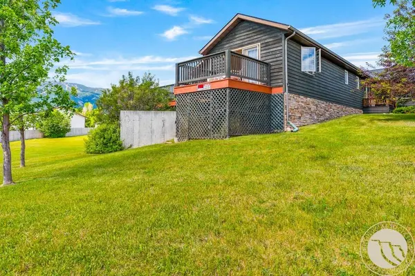 27 Beavertail RD, Red Lodge, MT 59068
