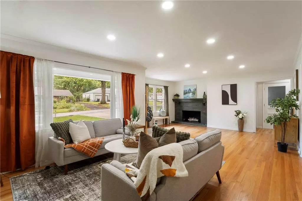 Kansas City, MO 64114,508 W 96th Terrace