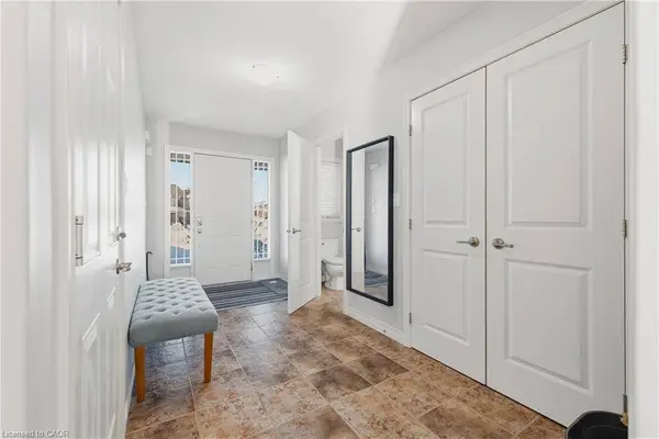 23 Doon Creek Street, Kitchener, ON N2R 0B4