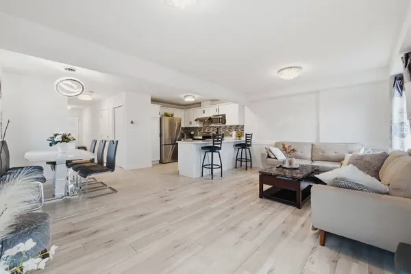 147 Kemp CRES #9, Guelph, ON N1E 0K1