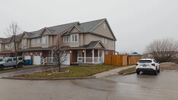 147 Kemp CRES #9, Guelph, ON N1E 0K1