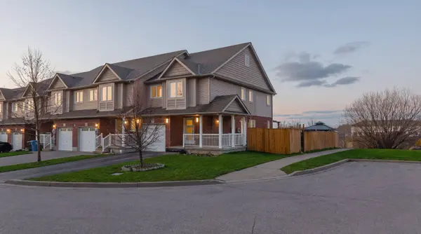 147 Kemp CRES #9, Guelph, ON N1E 0K1